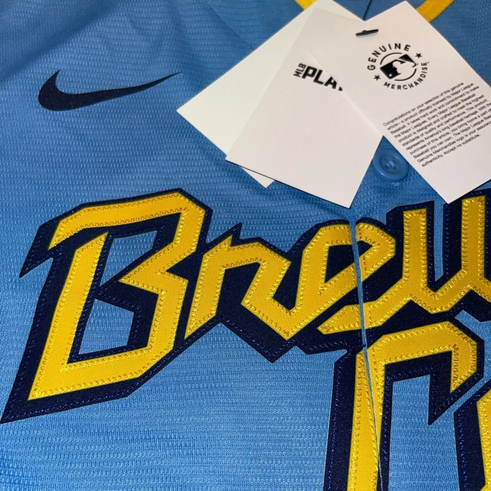 MLB Milwaukee Brewers- Brew Crew City Connect Jersey • Size Medium - Picture 4 of 10